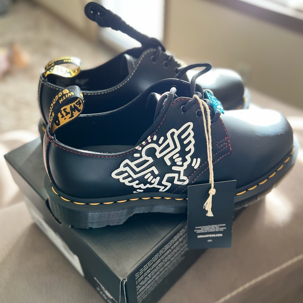 DR. MARTENS x KEITH HARING SHOES